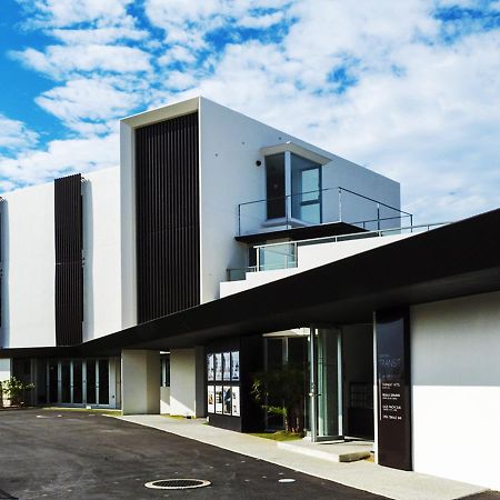 Transit Overnight Hotel Yomitan Eksteriør bilde